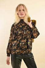 Load image into Gallery viewer, Floral Blouse