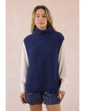 Load image into Gallery viewer, Knitted Sleeveless Sweater