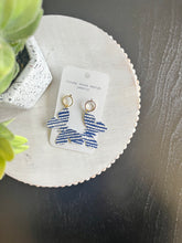 Load image into Gallery viewer, Beauty women gift wall art sustainable earrings fond du lac