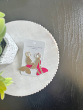 Load image into Gallery viewer, Earrings fond du lac wallpaper lightweight sustainable gift