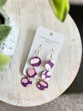 Load image into Gallery viewer, Purple Bev triple dot wallpaper earring
