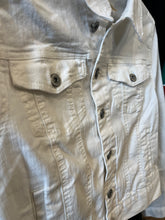 Load image into Gallery viewer, Classic Denim Trucker Jacket