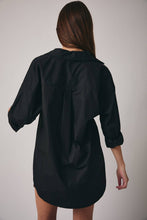 Load image into Gallery viewer, Long Sleeve Button Down Blouse
