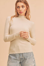 Load image into Gallery viewer, TN002 AEMI &amp; CO 344BN Marcey Sweater
