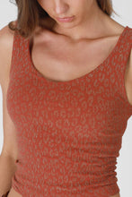 Load image into Gallery viewer, Lurex Leopard Tank Top
