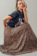 Load image into Gallery viewer, Leopard Maxi Skirt
