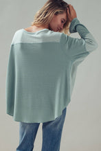 Load image into Gallery viewer, Oversized Waffle Knit High-Low Tunic Top
