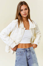 Load image into Gallery viewer, Quilted Button-Down Jacket
