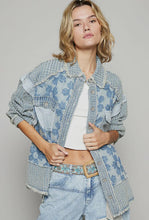 Load image into Gallery viewer, Floral Embroidered Patches Jacket
