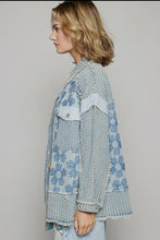 Load image into Gallery viewer, Floral Embroidered Patches Jacket
