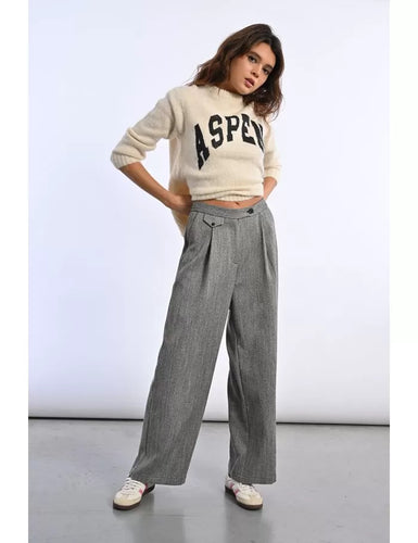 Wide leg pants button fly closure side pockets shop fond du lac women’s boutique 