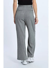 Load image into Gallery viewer, Pleated pants side pockets zipper button closure wide leg shop fond du lac women’s boutique 
