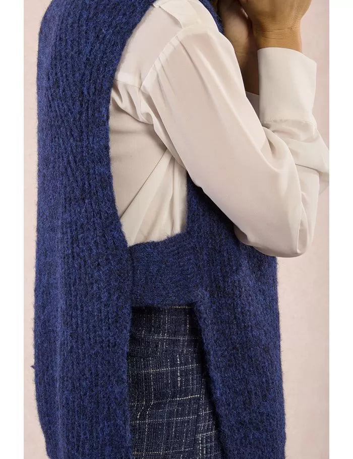 Knitted Sleeveless Sweater