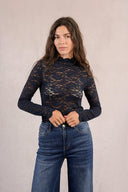Slim fit long sleeves lace Molly Bracken shop fond du lac women’s boutique 