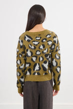 Load image into Gallery viewer, V neck long sleeves leopard sweater shop fond du lac women’s boutique 

