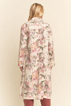 Load image into Gallery viewer, Printed Denim Duster
