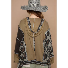 Load image into Gallery viewer, Leopard Thermal Hoodie
