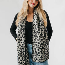 Load image into Gallery viewer, Leopard Scarf
