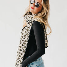 Load image into Gallery viewer, Leopard Scarf
