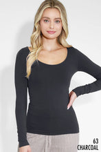 Load image into Gallery viewer, Scoop Neck Long Sleeve Top
