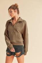 Load image into Gallery viewer, Funnel Neck Half Zip
