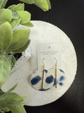 Load image into Gallery viewer, leopard print navy wallpaper earring lightweight
