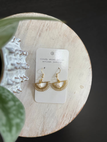 Art Deco pearl earring modern and timeless